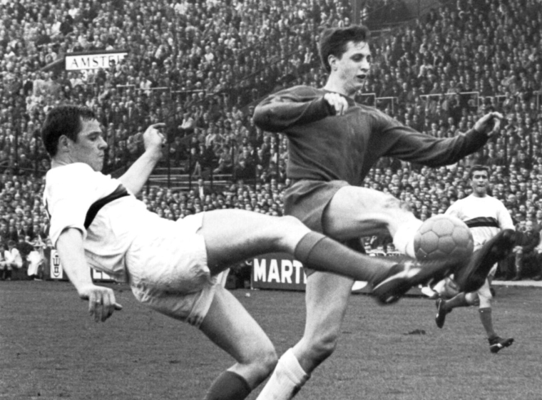 Rinus Israël, défenseur néerlandais de la Coupe du monde 1974, est décédé