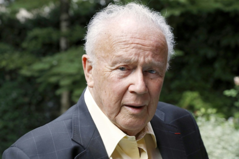 Philippe Bouvard le 31 août 2016, à Paris ( AFP / PATRICK KOVARIK )