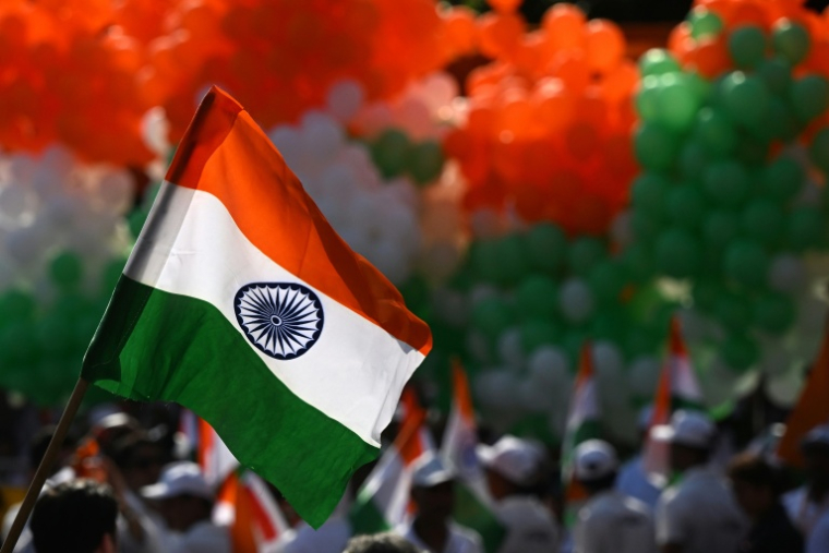 Symbole de la cause indépendantiste, le chant "Vande Mataram" ("Salut à la Mère Inde") refait parler de lui en Inde depuis que le pouvoir ultranationaliste hindou a imposé cette année qu'il soit entonné avant l'hymne national dans les cérémonies officielles ( AFP / Dibyangshu SARKAR )