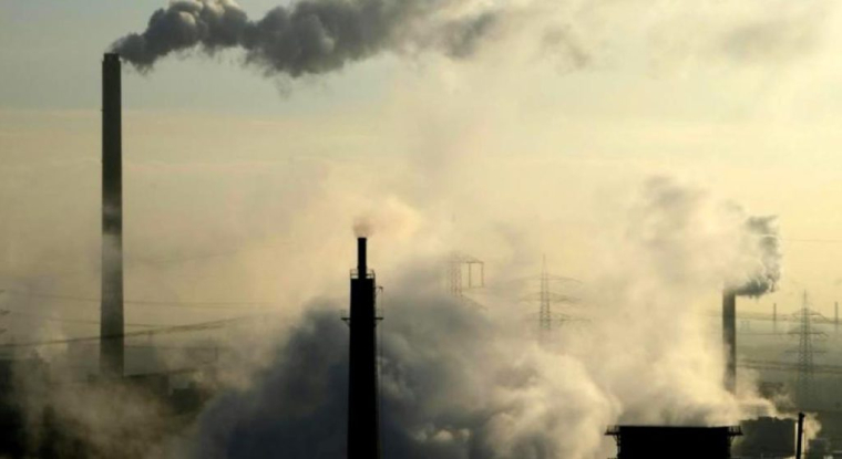 Une usine Arcelormittal à Bottrop, en Allemagne. (© P. Stollarz / AFP)