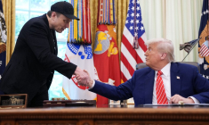 Elon Musk et Donald Trump à Washington, aux États-Unis, le 30 mai 2025. ( GETTY IMAGES NORTH AMERICA / KEVIN DIETSCH )