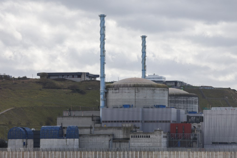 La centrale nucléaire de Penly doit être renforcée d'une paire de nouveaux réacteurs à l'horizon 2038 (illustration) ( POOL / LUDOVIC MARIN )