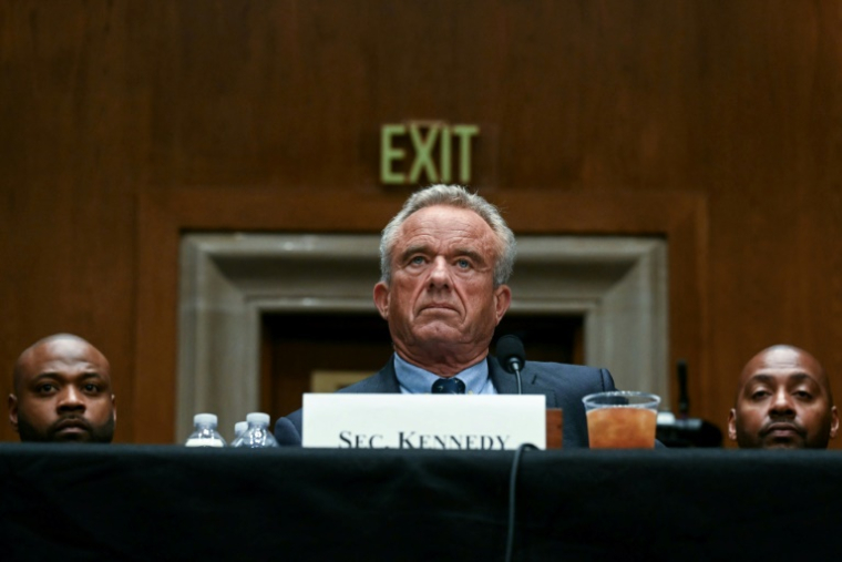 Le ministre de la Santé Robert Kennedy Jr., lors d'une audition au Sénat, à Washington aux Etats-Unis, le 14 mai 2025 ( AFP / Jim WATSON )