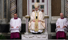 Le pape Léon XIV, évêque de Rome, célèbre une messe à sa prise de possession de la basilique de Saint-Jean-de-Latran, le 25 mai 2025 à Rome ( AFP / Tiziana FABI )