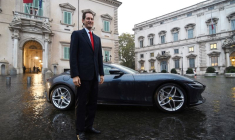 UN HÉRITIER DES AGNELLI A TENTÉ DE SE RAPPROCHER D'ARMANI