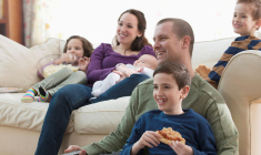 Dans une famille recomposée, intégrer les beaux-enfants à la succession nécessite des stratégies fiscales spécifiques.