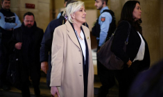 Dernier jour du procès en appel de Marine Le Pen pour détournement de fonds européens au tribunal de Paris