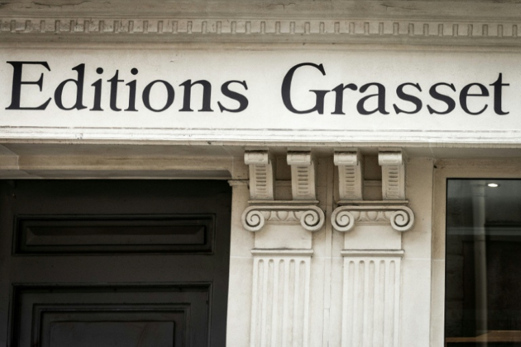 Les éditions Grasset à Paris, le 16 avril 2026 ( AFP / Behrouz MEHRI )