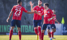 En D2 portugaise, du lait utilisé pour tracer les lignes d'un terrain