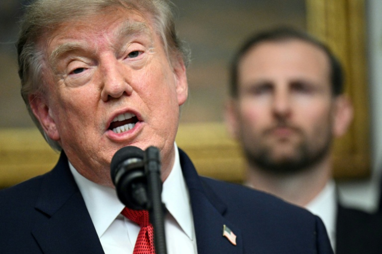 Donald Trump à la Maison Blanche 19 août 2026 ( AFP / Jim WATSON )