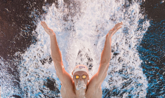 Léon Marchand à Saint-Denis le 15 août 2026 ( AFP / Sébastien BOZON )