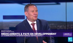 L'égalité d'accès aux vaccins et aux médicaments, "c'est un combat global" (Unitaid)