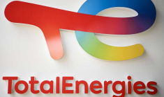 Le titre du géant de l'énergie gagne 46% sur un an. (© C. Archambault / AFP)