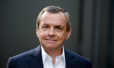 Le président du groupe L'Express, Alain Weill à Paris le 11 avril 2019.  ( AFP / ERIC PIERMONT )