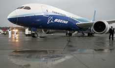 BOEING ANNONCE UNE CHARGE DE 3,5 MILLIARDS DE DOLLARS LIÉE AUX PROBLÈMES DU 787