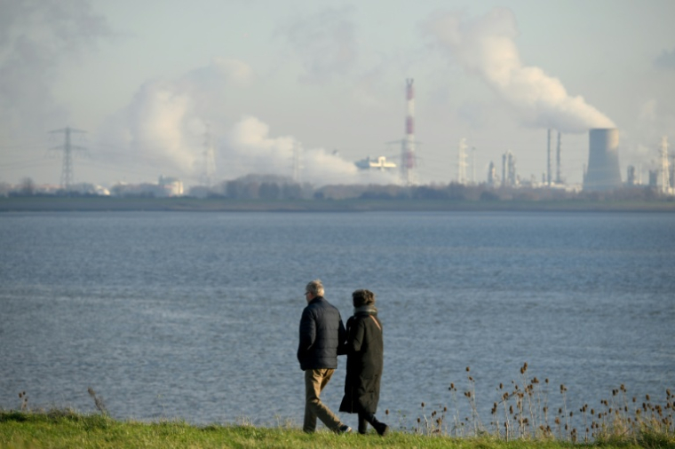 La Belgique veut prendre le contrôle des centrales nucléaires du pays, exploitées par l'électricien français Engie ( AFP / Nicolas TUCAT )