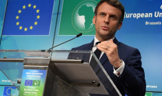 UKRAINE: MACRON S'EST ENTRETENU AVEC BIDEN ET JOHNSON APRÈS UN ÉCHANGE AVEC POUTINE