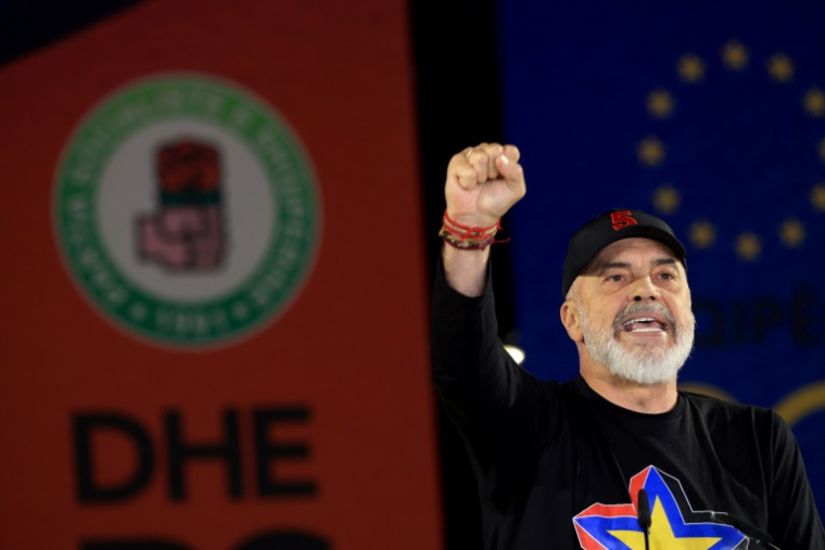 Le Premier ministre albanais Edi Rama, le 9 mai 2025 à Tirana ( AFP / Adnan Beci )