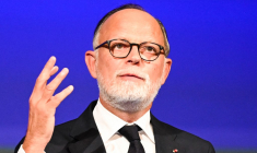 Édouard Philippe soutient la réforme des retraites, mais estime qu'il y a "mille choses plus importantes à faire".  ( AFP / BERTRAND GUAY )