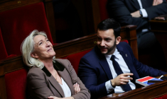 Marine Le Pen et Jean-Philippe Tanguy, le 30 octobre 2025 à l'Assemblée nationale à Paris ( AFP / Anne-Christine POUJOULAT )