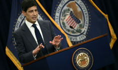 Le nouveau patron de la Fed Kevin Warsh à Washington le 17 juin 2026 ( AFP / Brendan SMIALOWSKI )