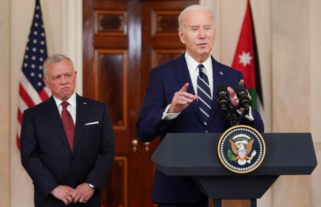Le président américain Joe Biden s'adresse à la presse avec le roi Abdallah de Jordanie à la Maison Blanche à Washington