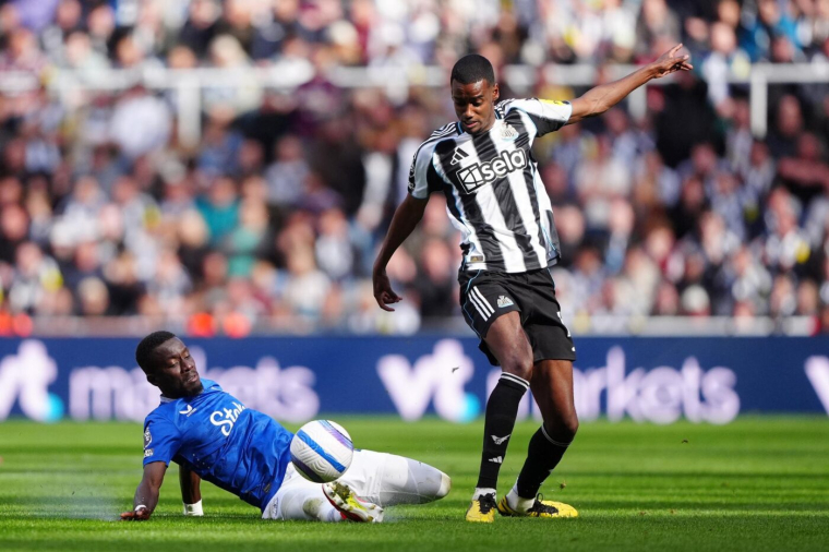 Newcastle n’a reçu aucune offre pour Alexander Isak
