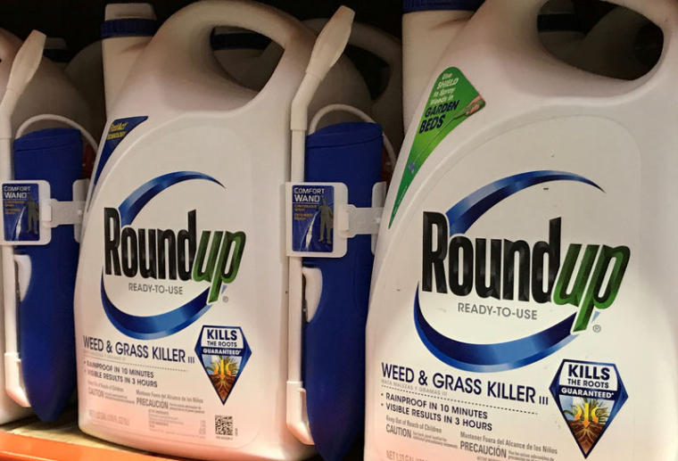 USA/ROUNDUP: UN JURY CONDAMNE BAYER À VERSER 2 MILLIARDS DE DOLLARS À UN COUPLE