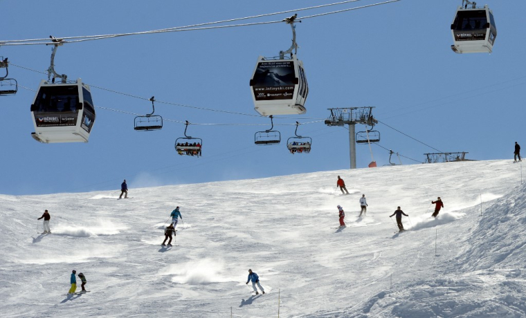 ( AFP / PHILIPPE DESMAZES )