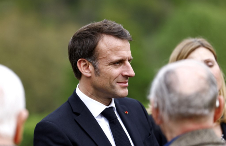 Emmanuel Macron à Izieu, le 7 avril 2024. ( POOL / MOHAMMED BADRA )