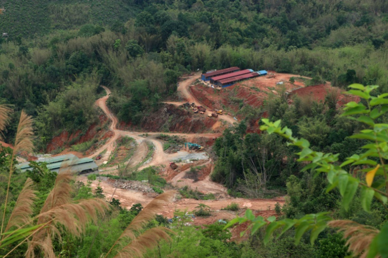 Vue de la mine d'extraction de plomb à Pekon, dans l'Etat Shan, le 2 mai 2025 en Birmanie ( AFP / STR )
