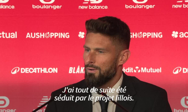 Ligue 1: Olivier Giroud s'engage pour une saison avec Lille