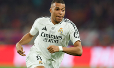 Incroyable mais vrai : Mbappé inscrit le premier coup franc direct de sa carrière !