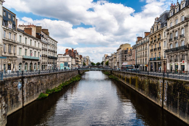 La lutte contre les logements vacants est engagée - iStock-JJFarquitectos
