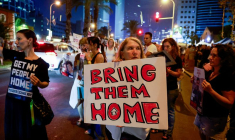 Une manifestation organisée par les familles d'otages du Hamas