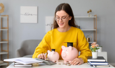 Étudiants, 5 astuces pour mieux gérer votre budget. ( crédit photo : Shutterstock )