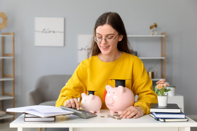 Étudiants, 5 astuces pour mieux gérer votre budget. ( crédit photo : Shutterstock )