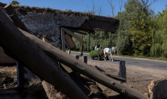 Un site touché par les frappes aériennes russes à Bilopillia