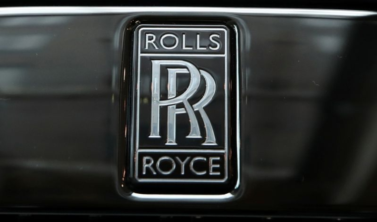 ROLLS-ROYCE ACCUSE UNE PERTE ANNUELLE DE 4 MILLIARDS DE LIVRES