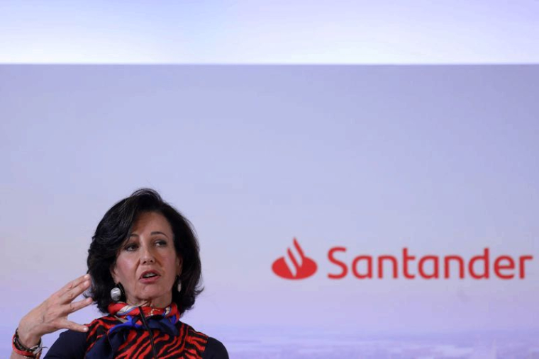 POUR BOTIN (SANTANDER), L'ACCORD EUROPÉEN OUVRE LA VOIE À DES FUSIONS BANCAIRES