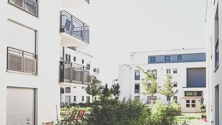 Taux immobilier : le moment est-il venu de renégocier son prêt ?