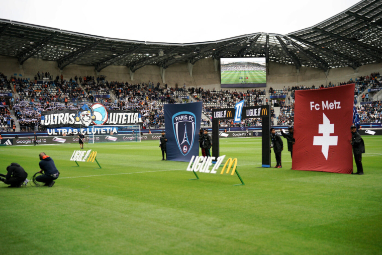 On était à la crémaillère du Paris FC à Jean-Bouin