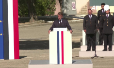 Macron baptise la première promotion du nouveau service militaire "Henri Fertet"