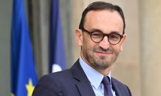 Le ministre délégué aux Comptes publics, Thomas Cazenave, à la sortie du Conseil des ministres à l'Élysée, le 27 septembre.  ( AFP / BERTRAND GUAY )