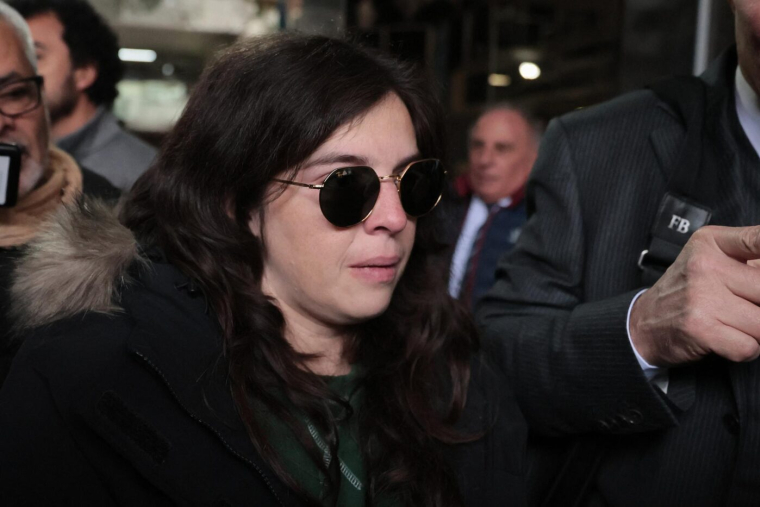 La fille de Maradona attaque le corps médical au procès sur les circonstances de la mort de son père