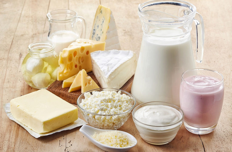 Les Français sont de grands consommateurs de fromage: 27kg par personne et par an en 2022.  (crédit : Adobe Stock)