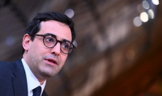 Stephane Sejourne, à Bruxelles, le 18 février 2025 ( AFP / JOHN THYS )