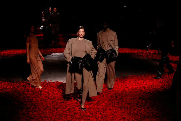 Ferragamo présente sa collection automne/hiver 2025/2026 lors de la semaine de la mode de Milan