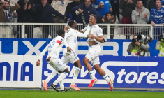 Réduit à dix, Auxerre fait le show à l'Abbé-Deschamps