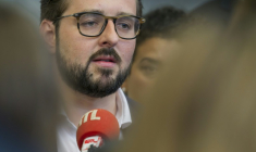 Le député socialiste Philippe Brun, lors d'un point presse au 81e Congrès de son parti, Nancy, le 15 juin 2025 ( AFP / Jean-Christophe VERHAEGEN )